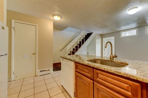 1200 College Ave 2-3 Beds Apartment, Condo, Student, CU, Naropa, Boulder, 21-22 Preleasing for Rent - Photo Gallery 16